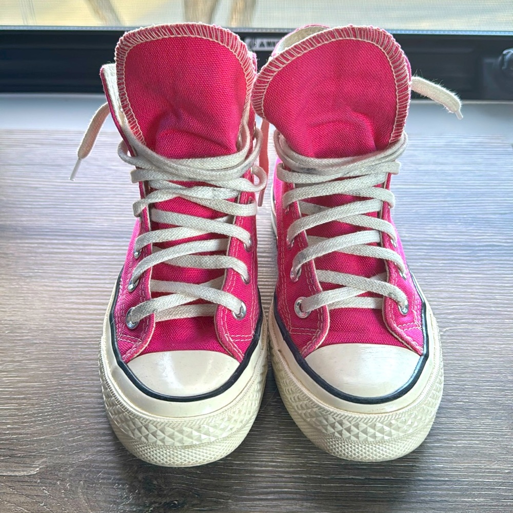 EUC Converse All Star High Tops Unisex M-3 W-5